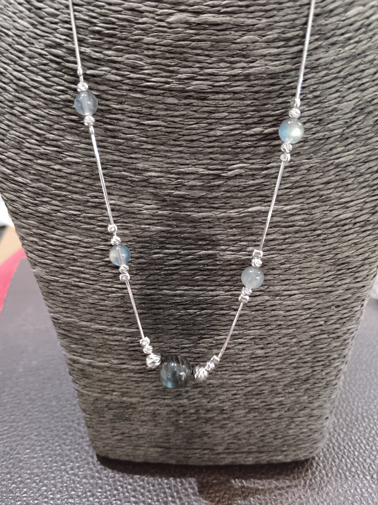 Collier labradorite argent